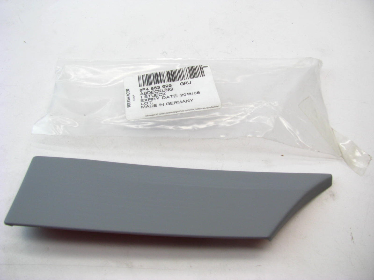 NEW Rear Left Drivers Side Quarter Panel Moulding Trim OEM Audi 8P4853699GRU
