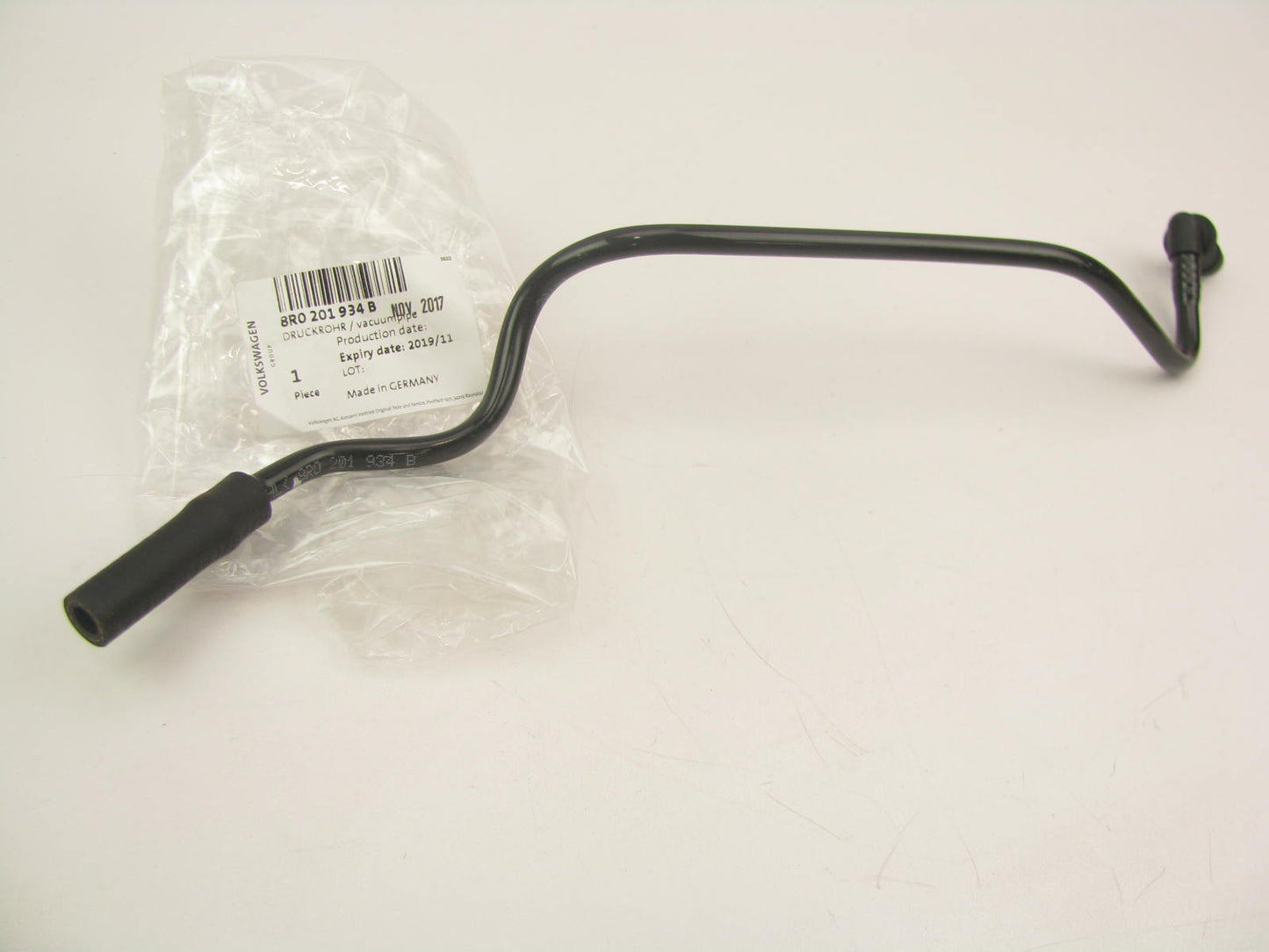 NEW - OEM VW Audi 8R0201934B Vacuum Hose Line 2009-2012 Q5 3.2L-V6