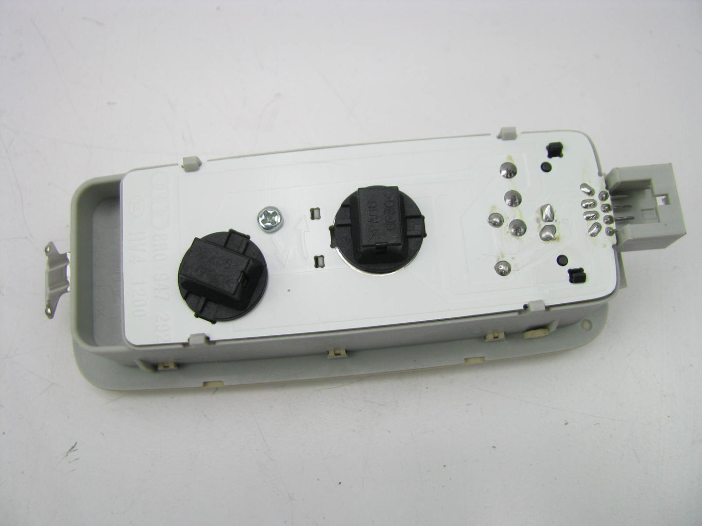 NEW - OEM Audi 8R0947292BF1 REAR Right Map Reading Light 2013-17 Q5 2014-17 SQ5