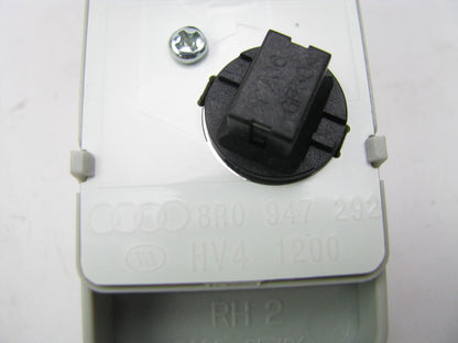 NEW - OEM Audi 8R0947292BF1 REAR Right Map Reading Light 2013-17 Q5 2014-17 SQ5