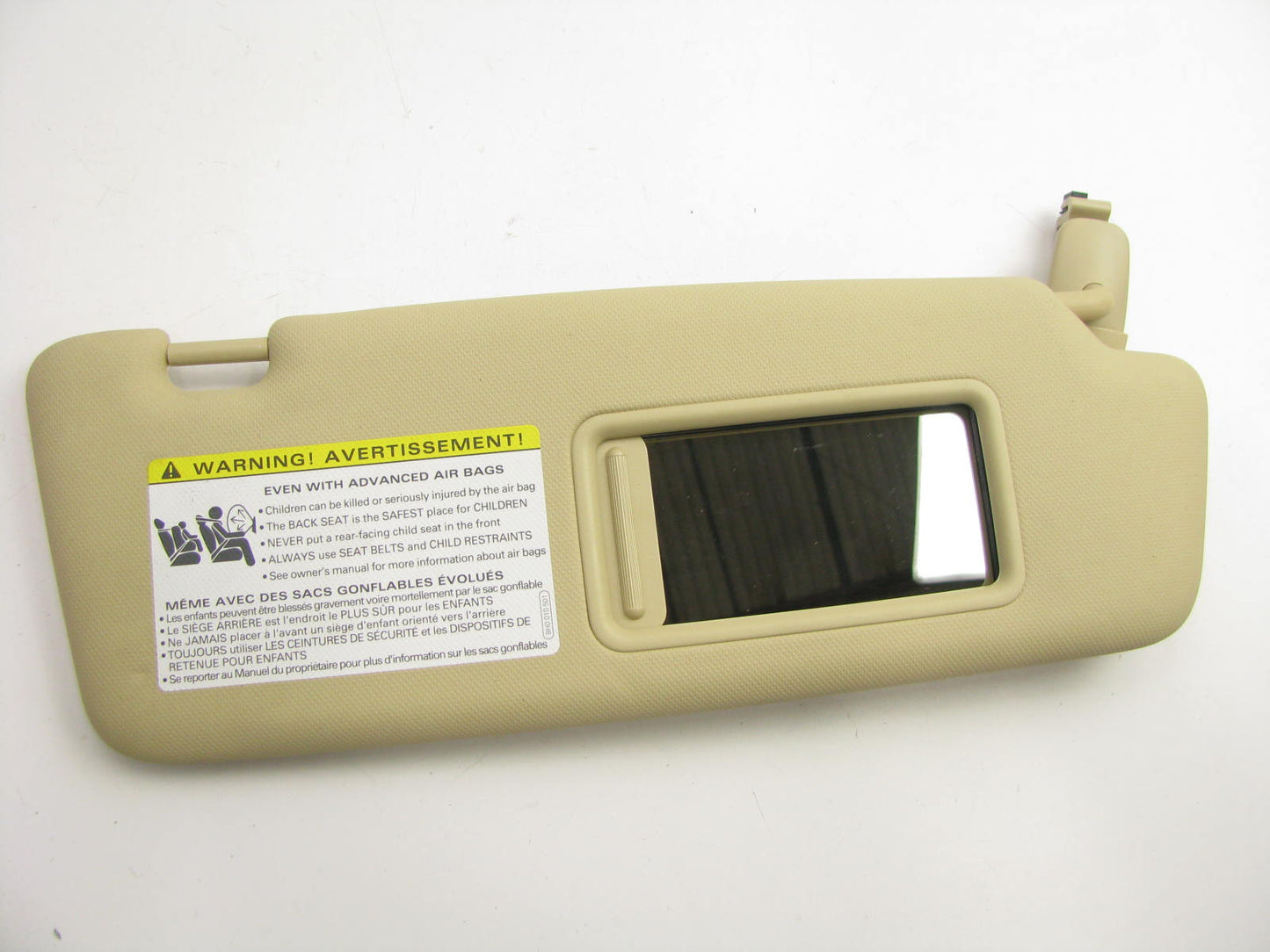 NEW GENUINE OEM Vw Audi 8U0857552DQM6 RIGHT Side Sun Visor Beige