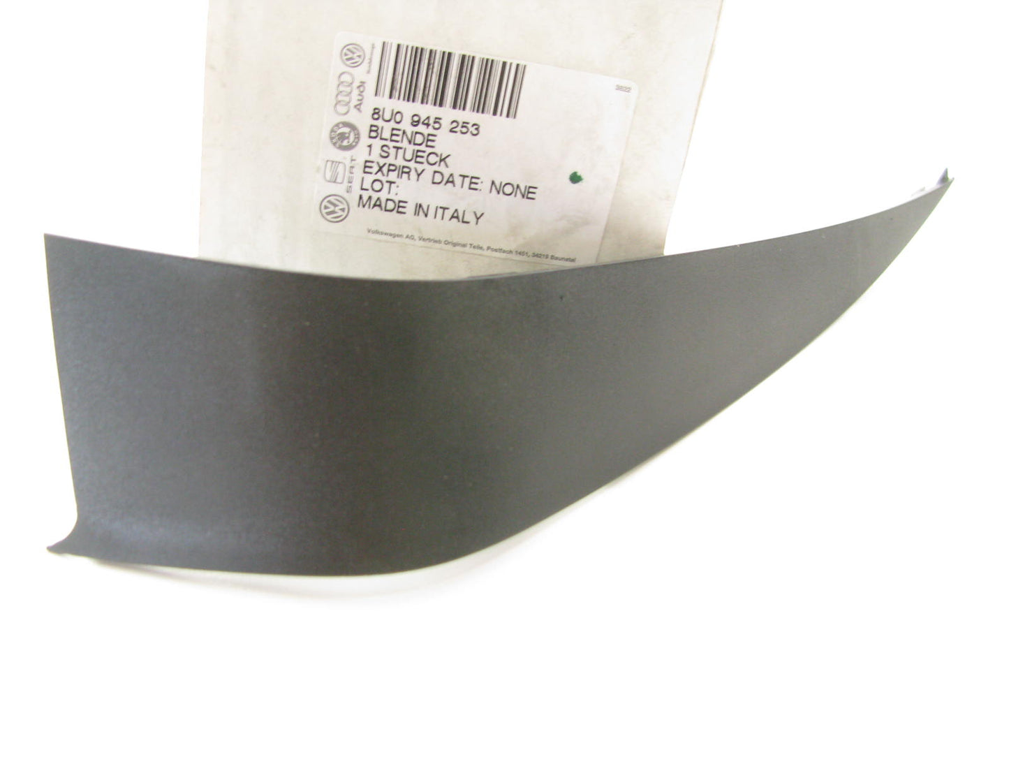 NEW - OEM VW Audi 8U0945253 Rear Left Tail Light Trim 2013-2014 Q3