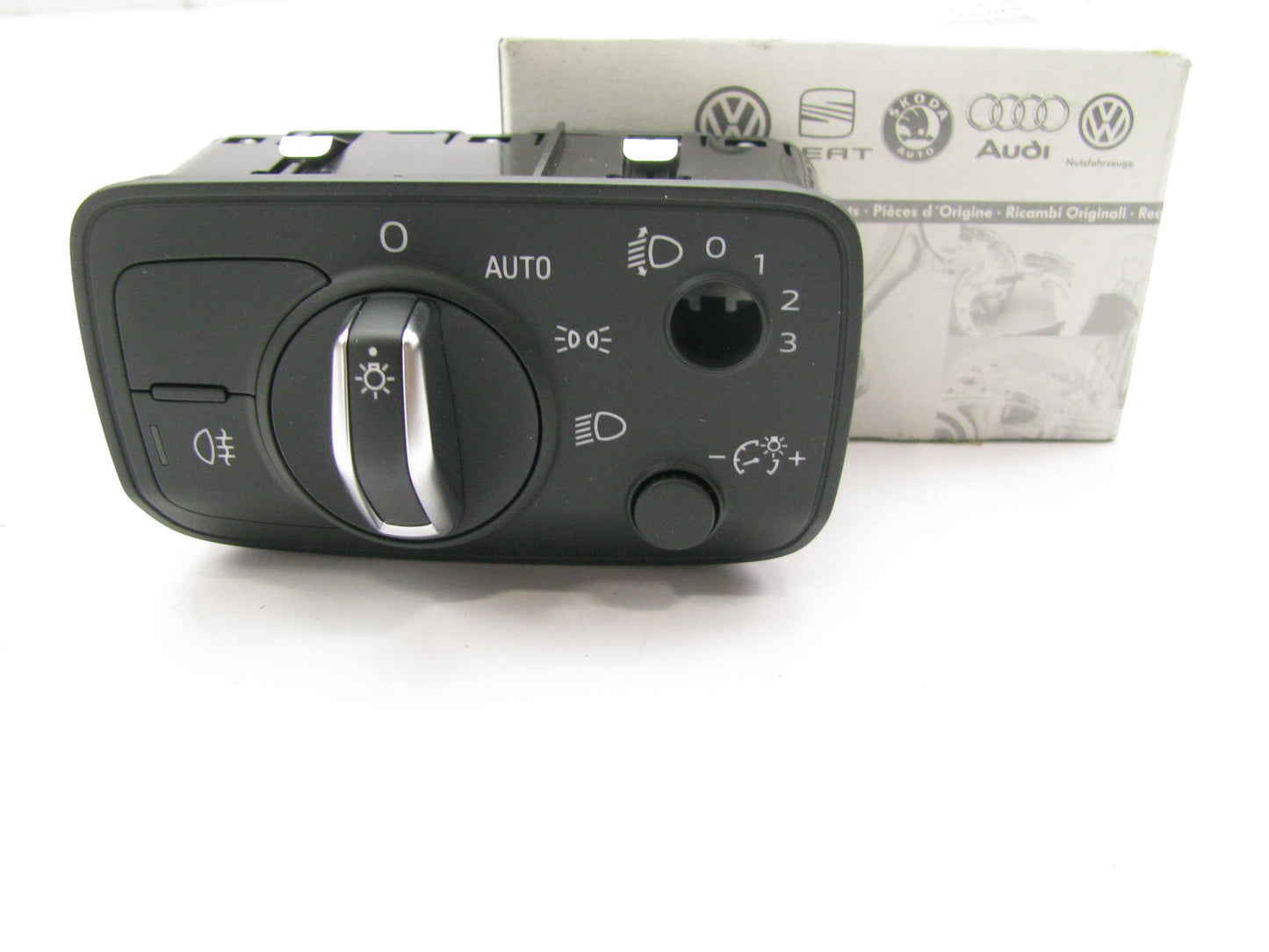 NEW - OEM 8V0941531 Head Light Lamp Switch For 2015-2017 Audi A3
