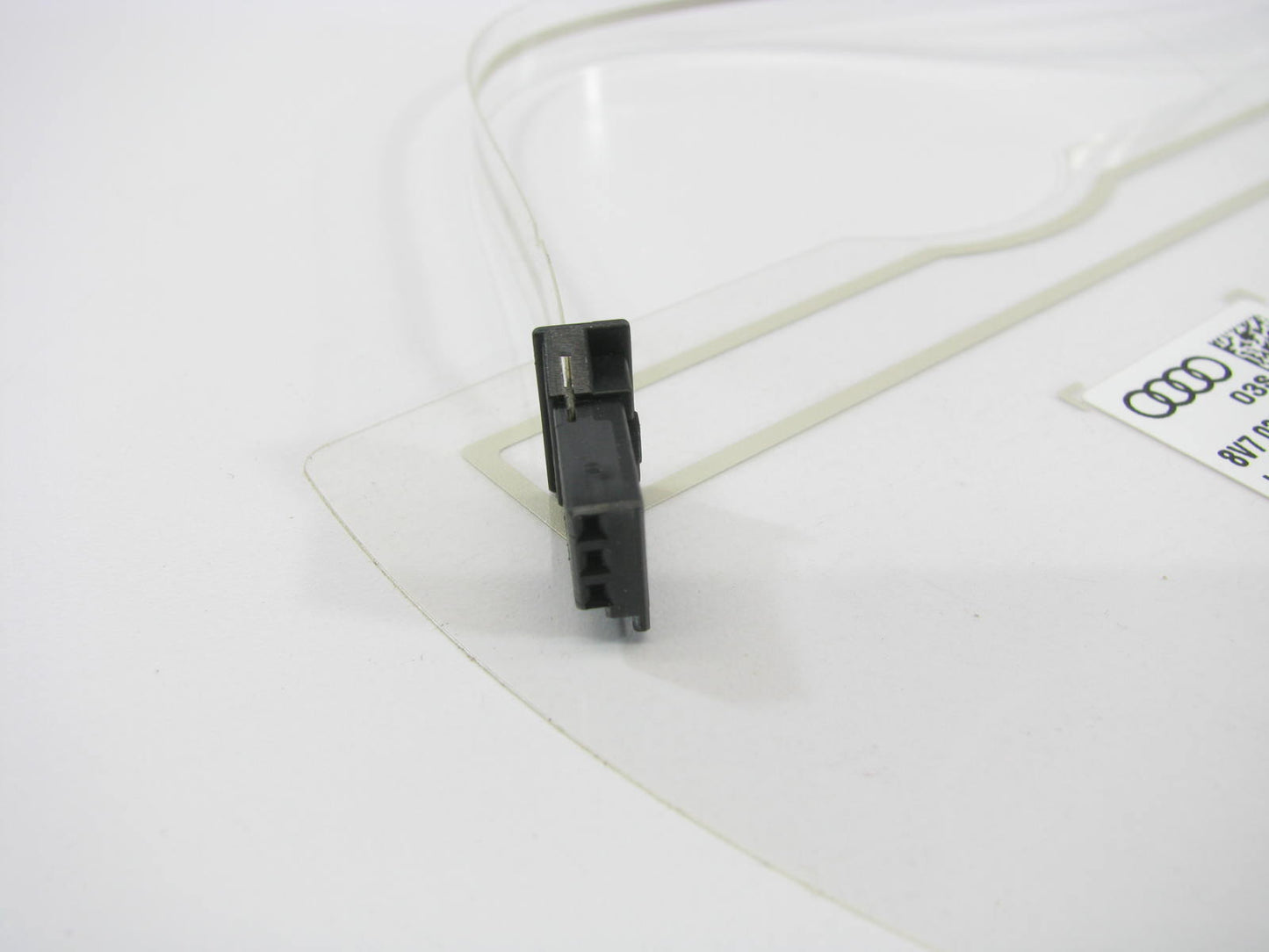 NEW GENUINE OEM Audi Right Passenger Side Antenna 2015-2019  Audi A3 Convertible
