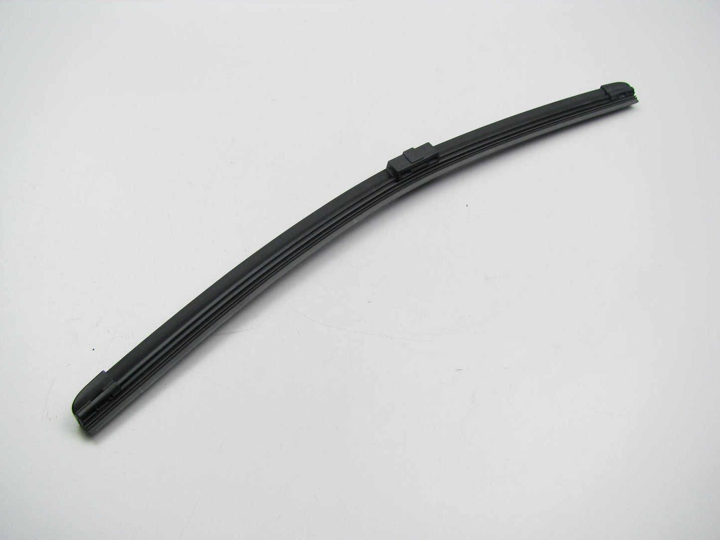 Pair Front Windshield Wiper Blades OEM VW JZW998002B