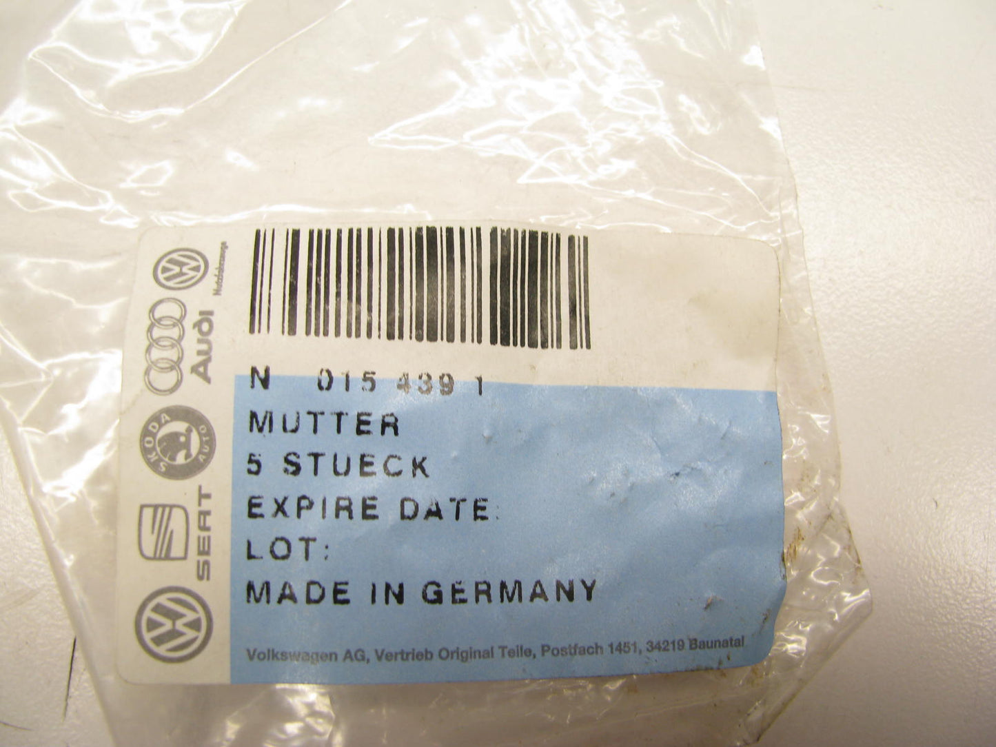 (5) Genuine OEM Volkswagen Fender Liner U-Nuts N0154391