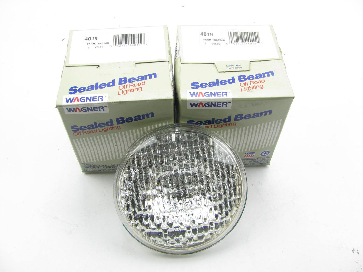 (2) Wagner 4019 5 3/4'' Sealed Beam Lamp Light Bulbs PAR 46 6.2V 30W