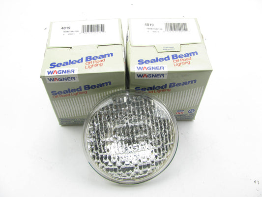 (2) Wagner 4019 5 3/4'' Sealed Beam Lamp Light Bulbs PAR 46 6.2V 30W