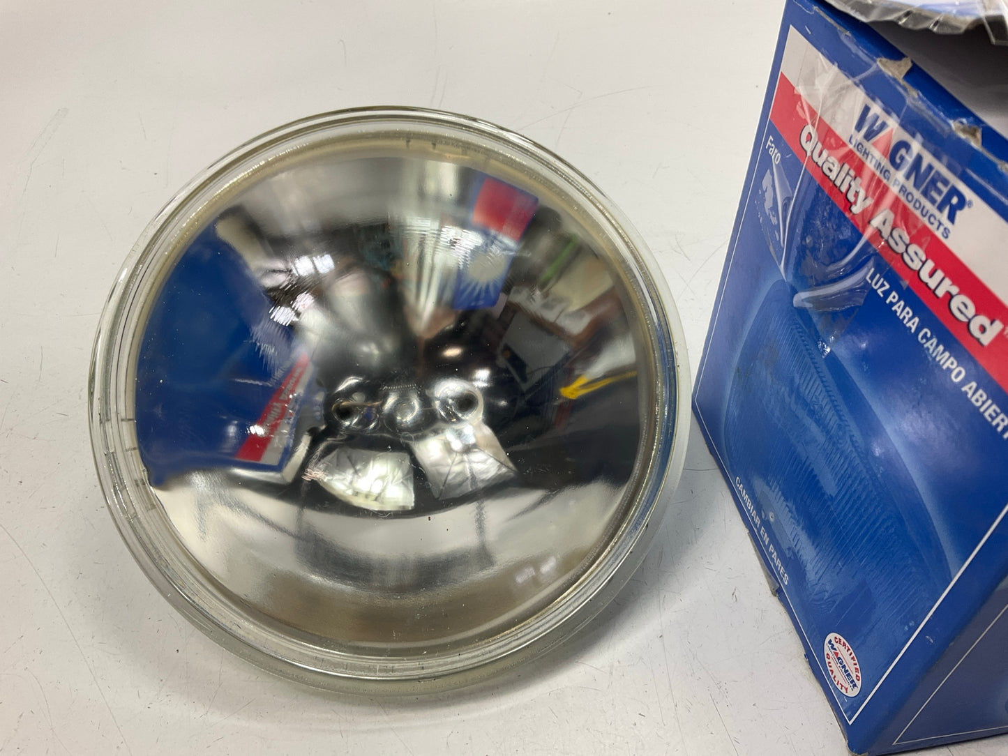 Wagner 4049S 13V 150W Sealed Beam Light Bulb Replacement Lamp