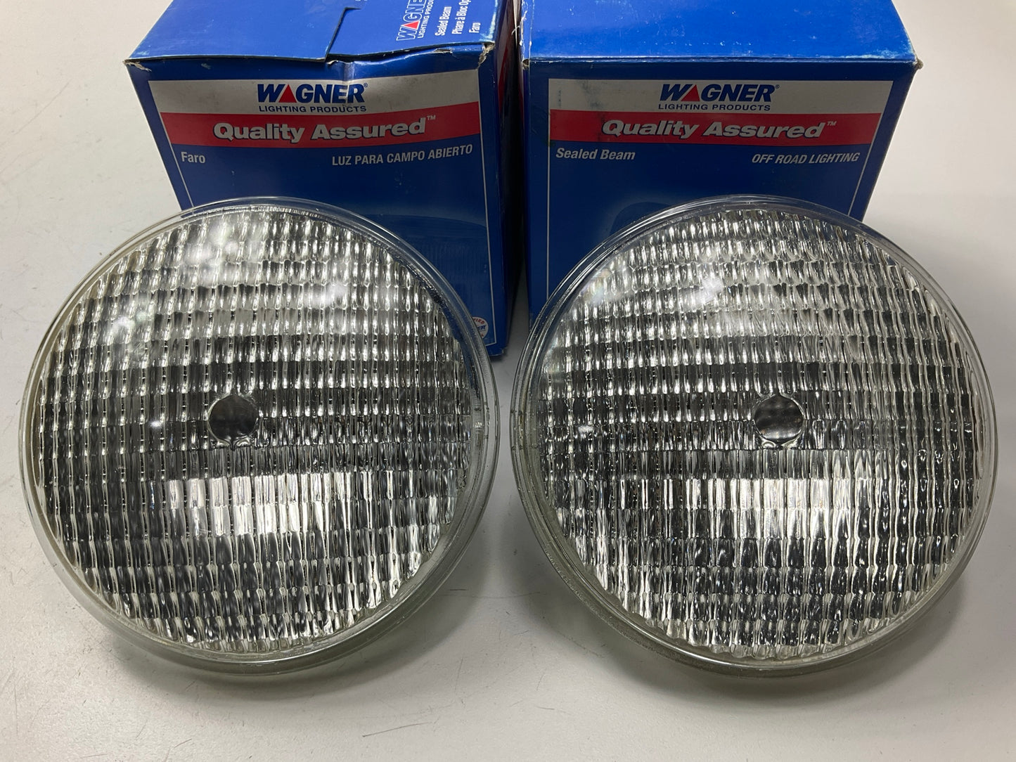 (2) Wagner 4413 Sealed Beam Headlamp Headlight Bulb PAR46 5-3/4'' 12V 35W