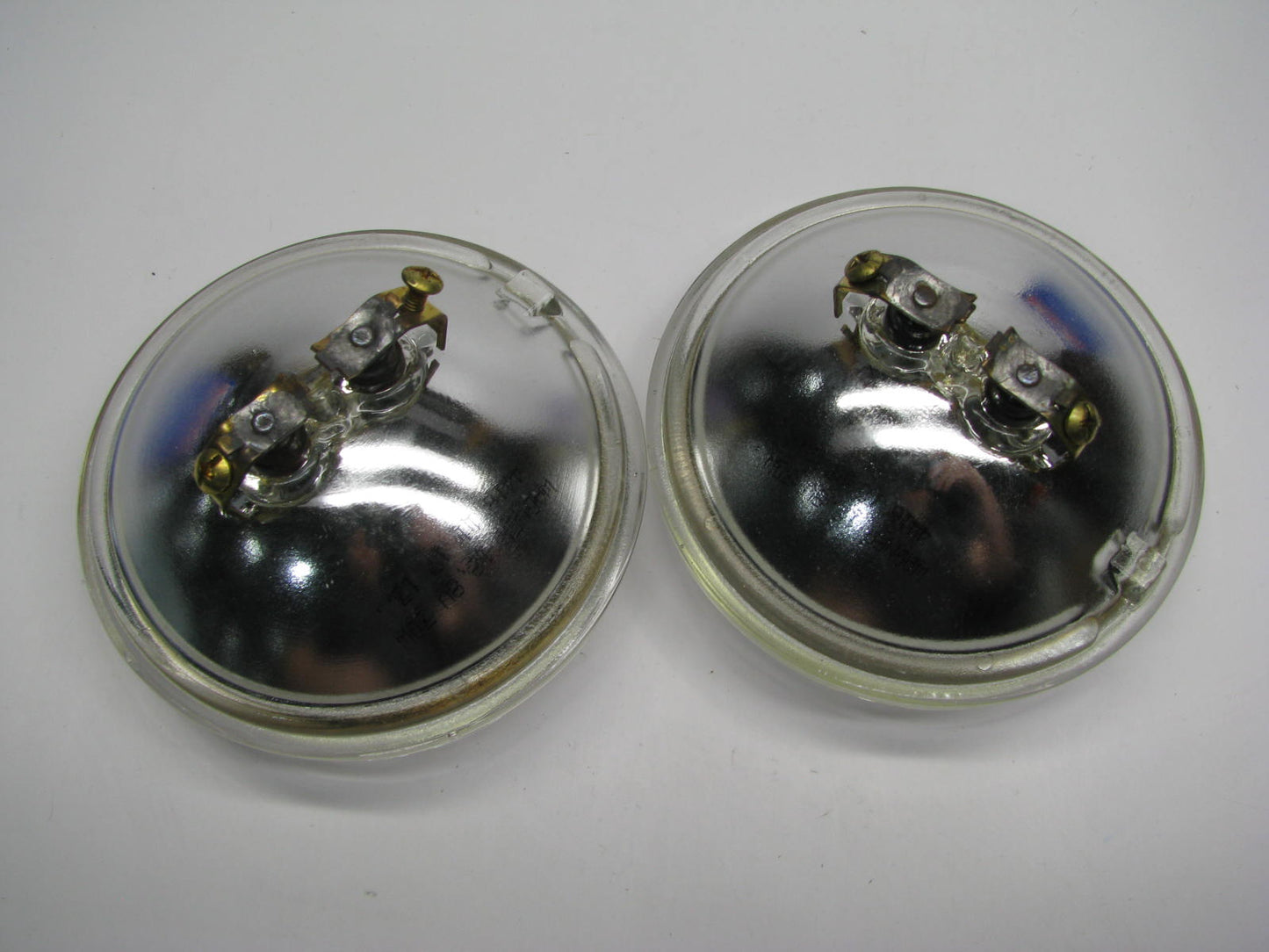 (2) Wagner 4416 12V 30W Sealed Beam Spot Light Bulb