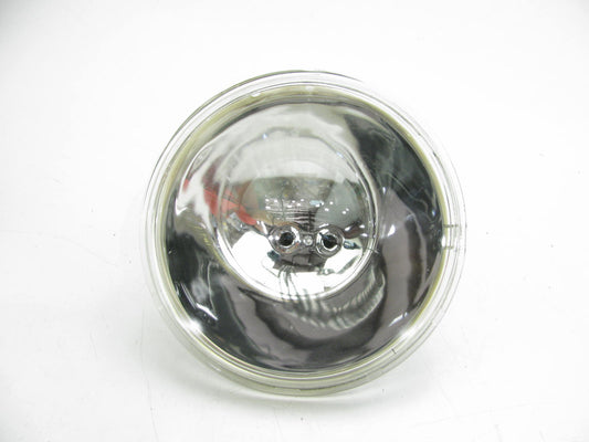 NEW - OUT OF BOX WAGNER 4537 Sealed Beam Lamp Light Bulb 100 WATT PAR46