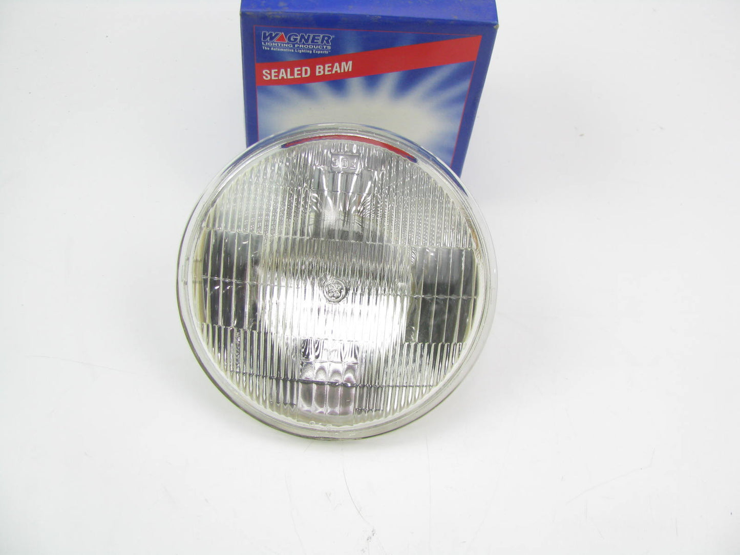 Wagner 4551 Sealed Beam Light Bulbs 28V 250 Watts PAR46