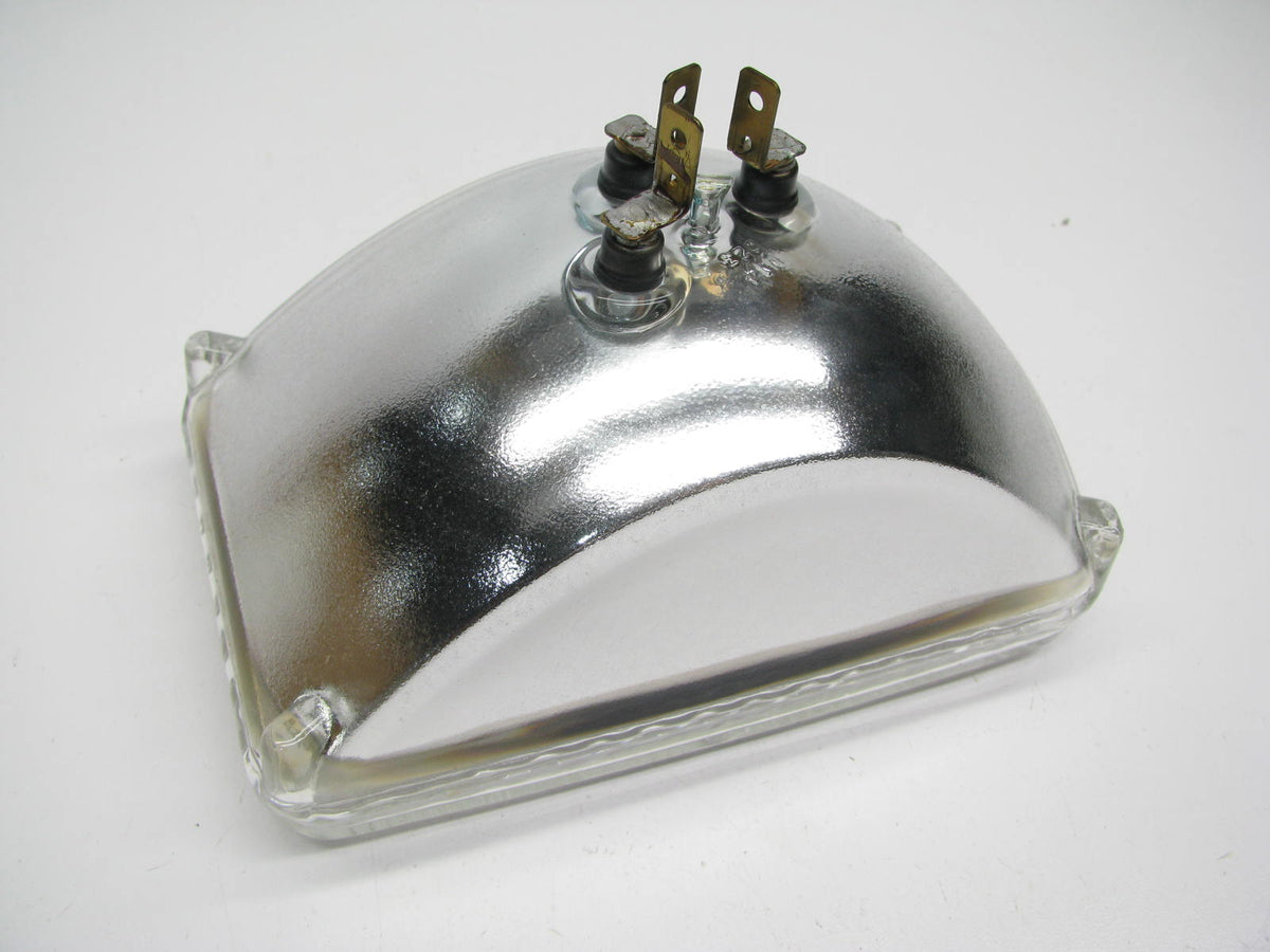 Wagner 4652 Light Bulb Sealed Beam Headlight Bulb