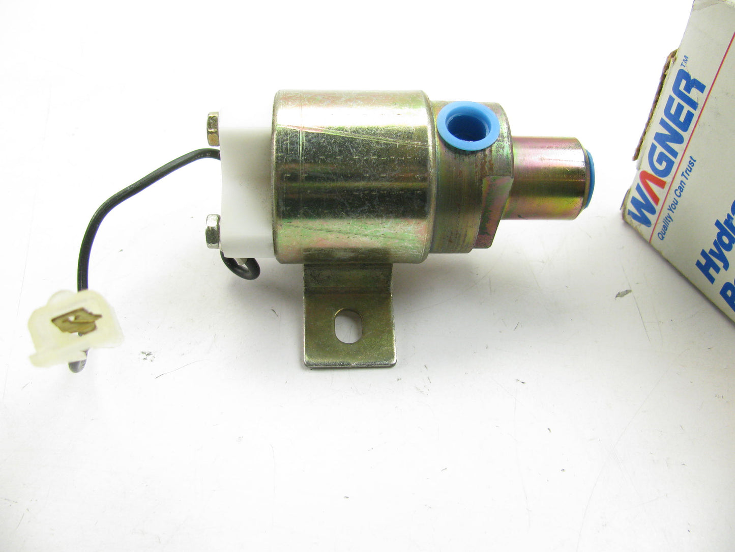 Wagner A68256 Air Solenoid Valve 2-Speed Shift AC67929 Replaces GM 15516153