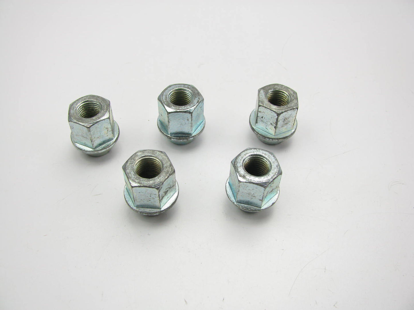 (5) Wagner BD61405 Wheel Lug Nuts - Front / Rear