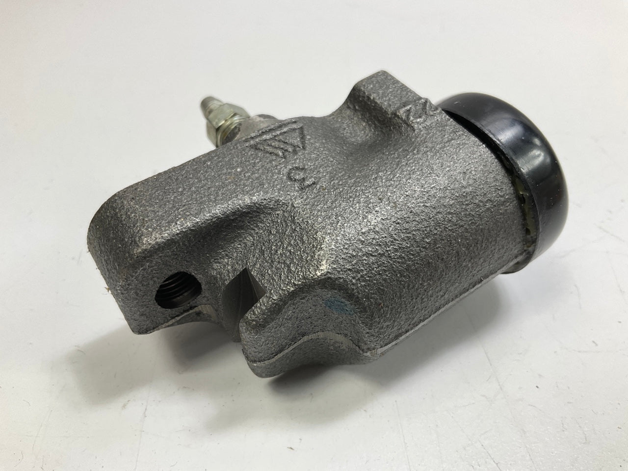 Wagner F100361 FRONT LEFT Drum Brake Wheel Cylinder 1972-1975 Chevrolet LUV