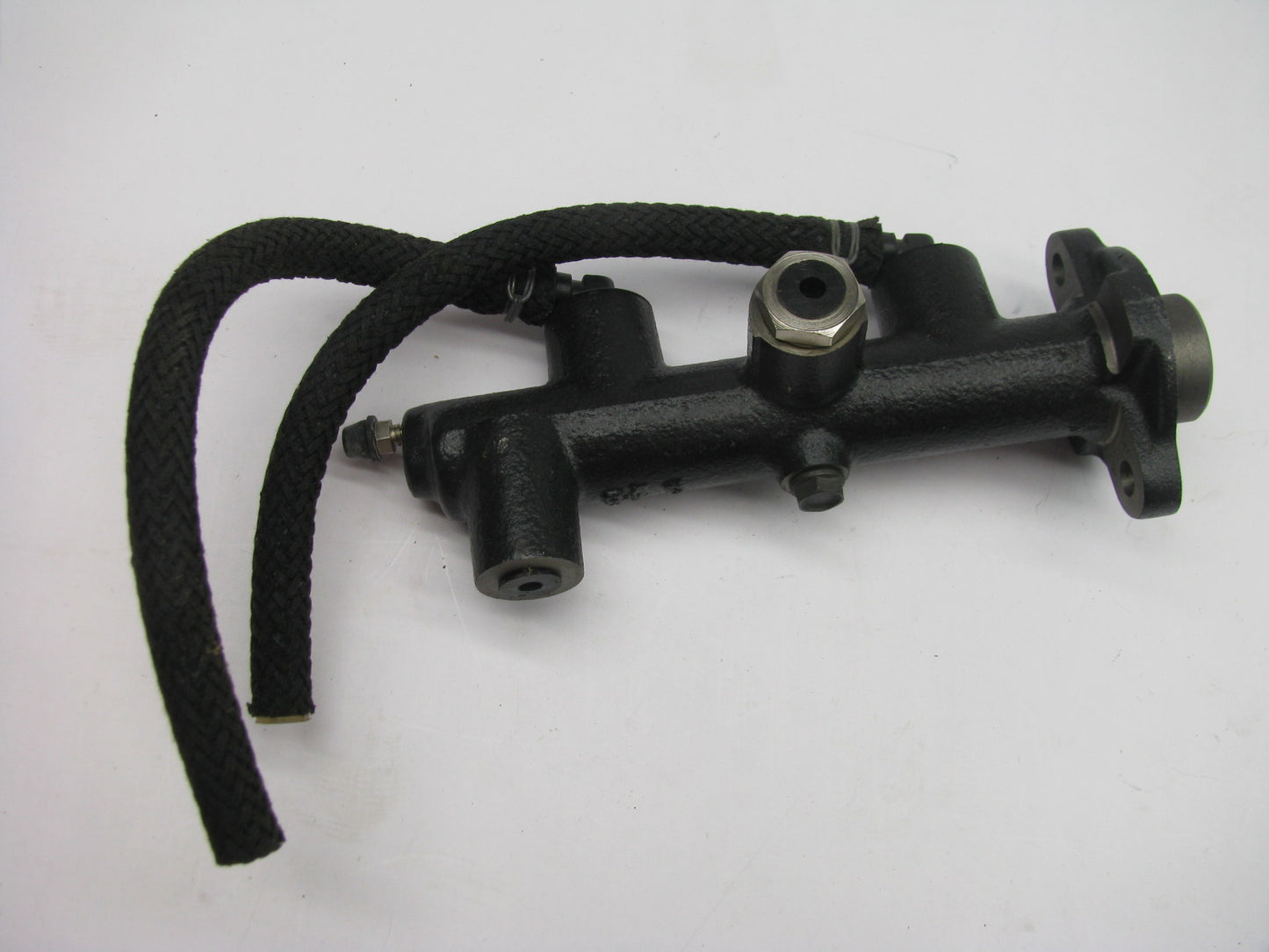 Wagner F105263 Brake Master Cylinder 1981-1982 Ford Courier 1981-82 Mazda B2000