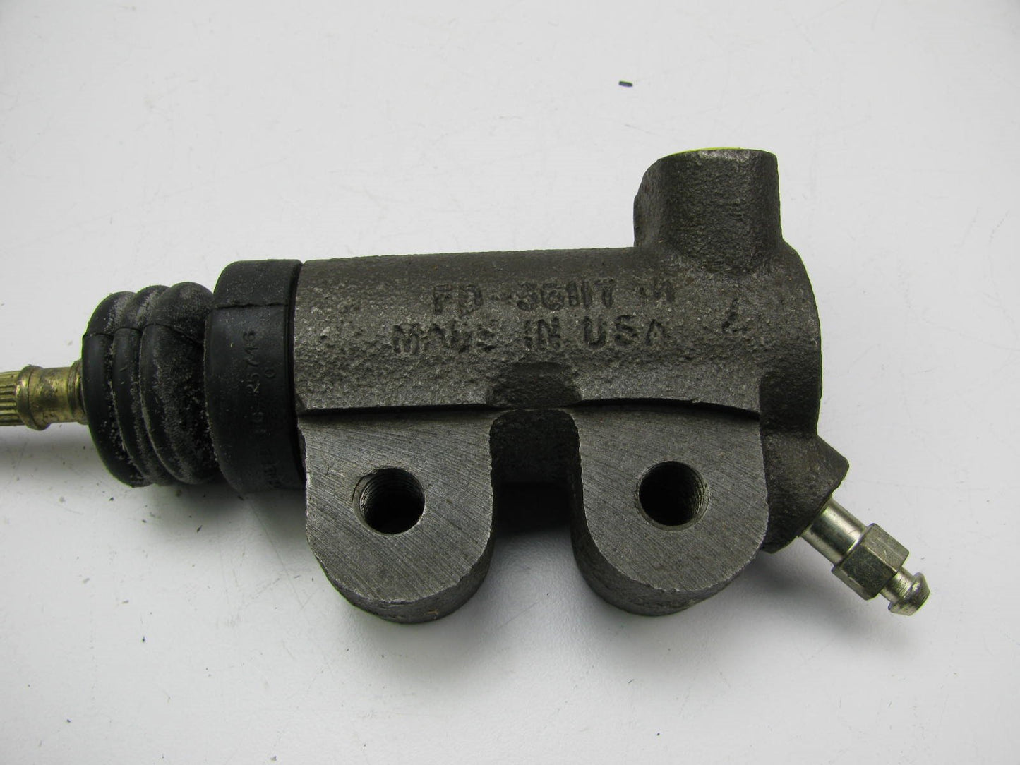 Wagner F107567 Clutch Slave Cylinder FD-36117 1982-1988 Ford 700 7000 800 Truck