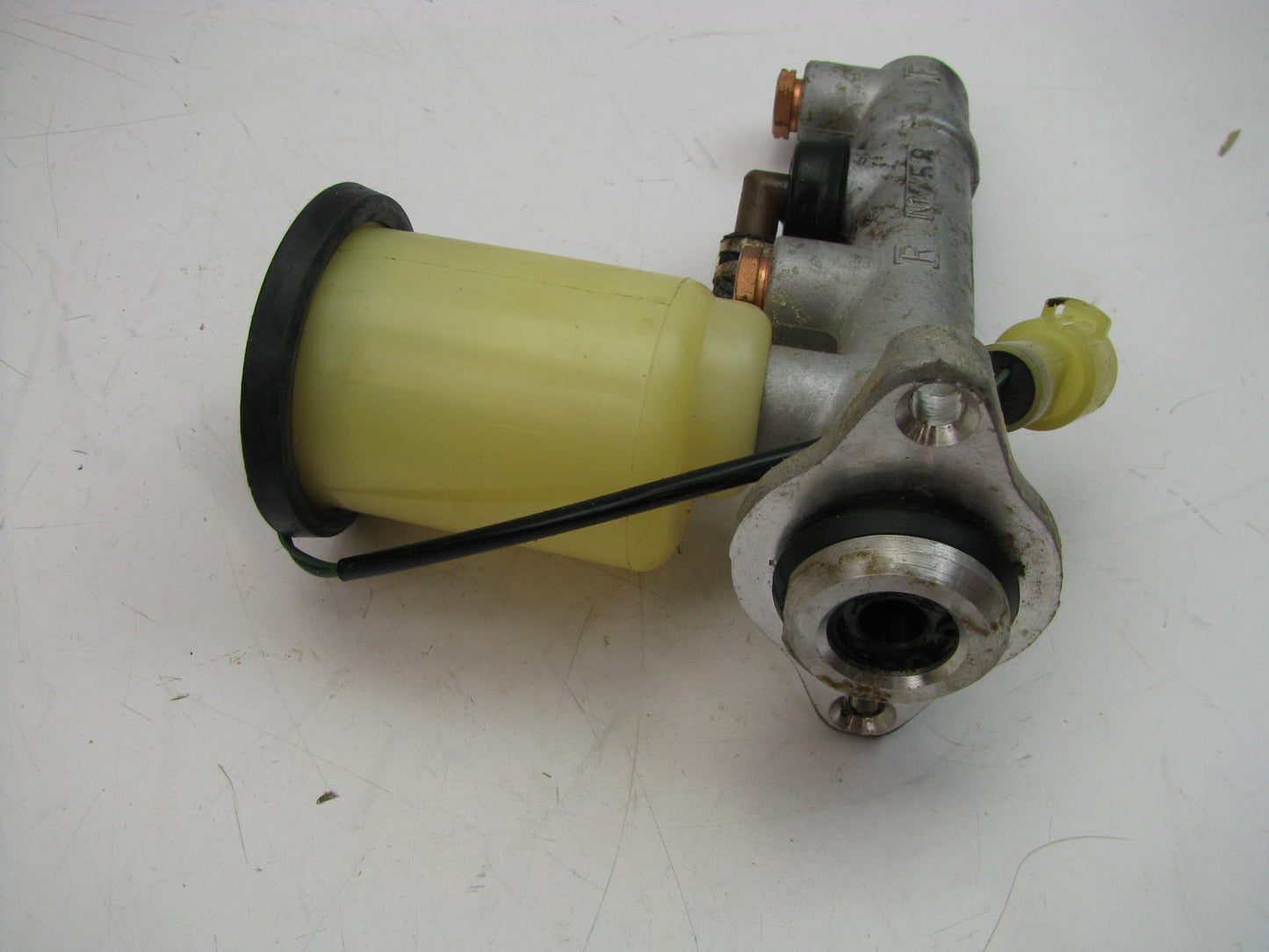 Wagner F108133 Brake Master Cylinder For 1984-1987 Toyota Corolla RWD AE86