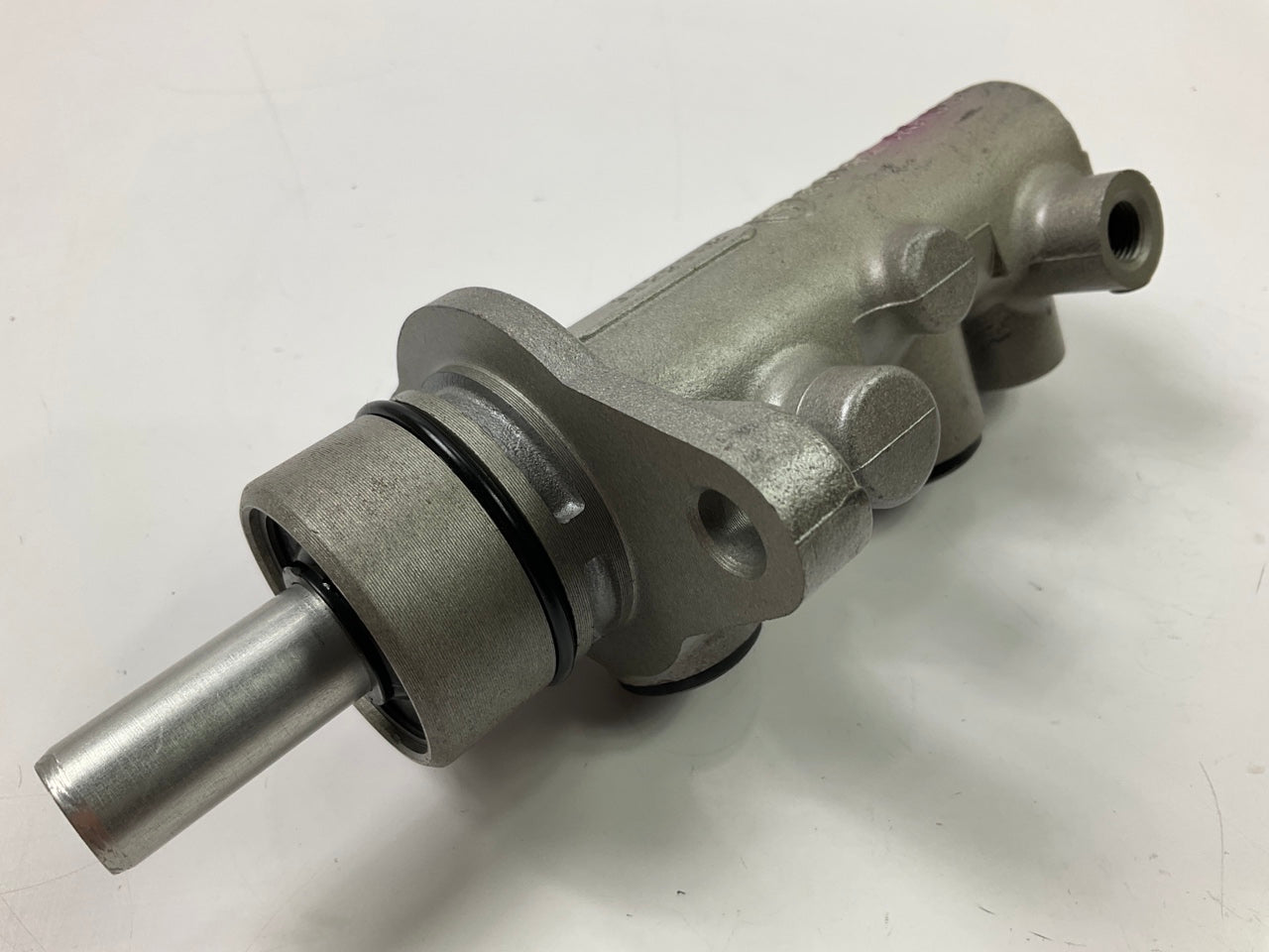 Wagner F119572 Brake Master Cylinder W/ O Reservoir 1989-90 Tracker & Sidekick