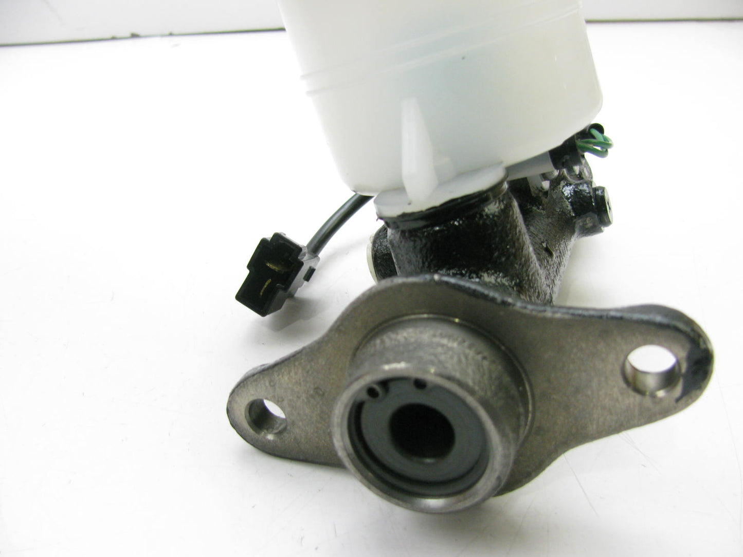 Wagner F119576 Brake Master Cylinder For 1988 Mitsubishi Montero & Raider