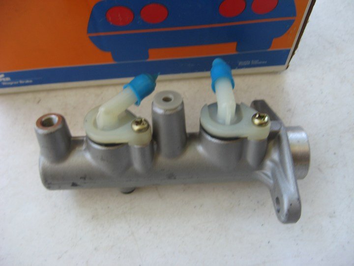 Wagner F123520 Brake Master Cylinder, 2WD; W/O ABS