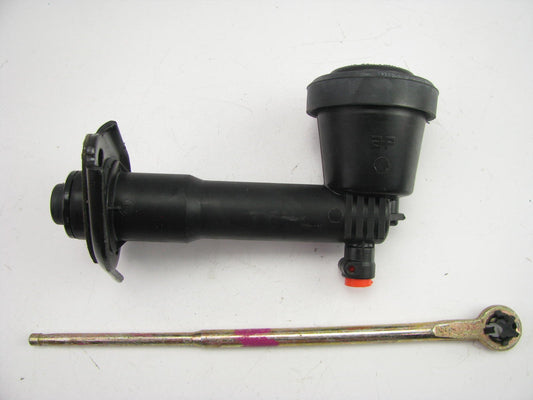 Wagner F126858 Clutch Master Cylinder 92-95 Chevrolet P30 GMC P3500 - Bore 45/64