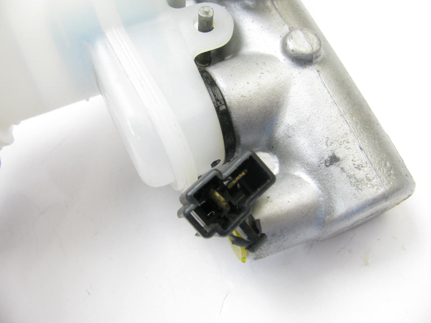 Wagner F128307 Brake Master Cylinder For 1992-1996 Mitsubishi Diamante W/ ABS