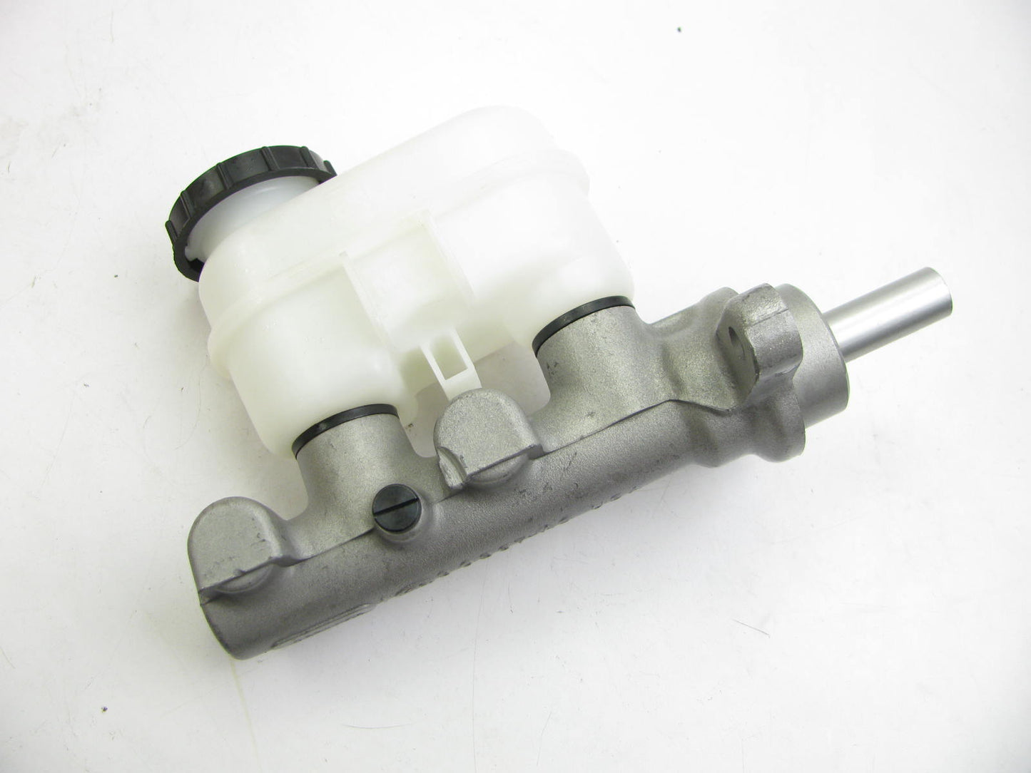 Wagner F131202 Brake Master Cylinder For 1995-1997 Dodge Neon