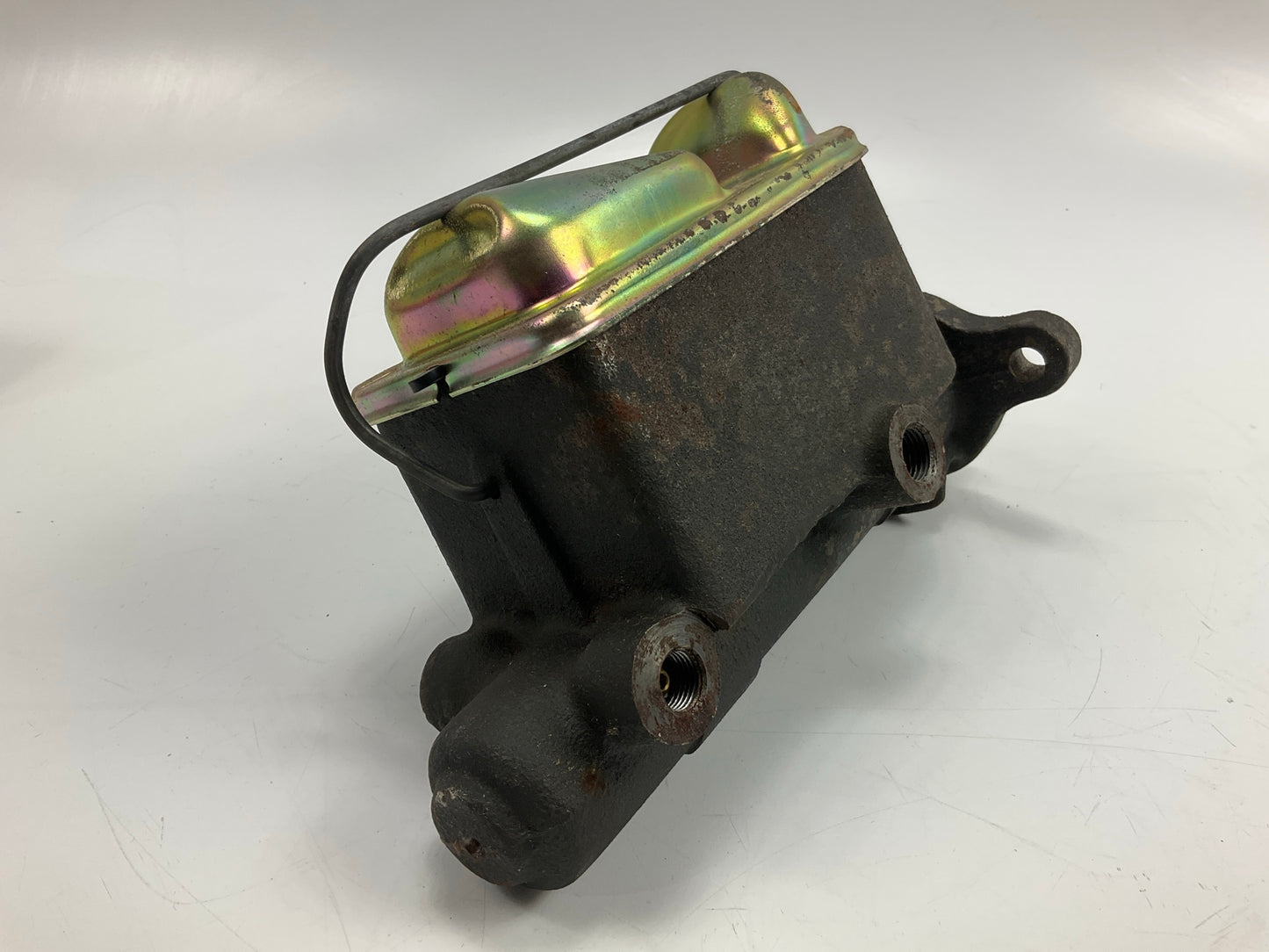 Wagner F86488 Brake Master Cylinder - Slight Surface Rust