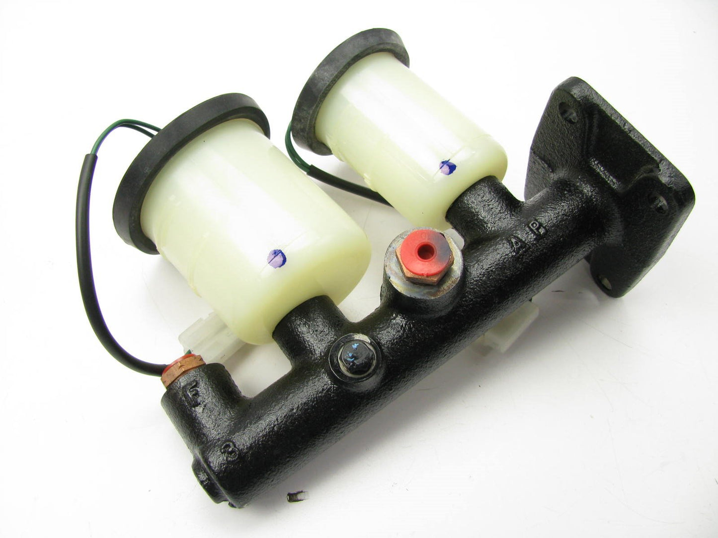 Wagner F96804 Brake Master Cylinder For 1976-1977 Toyota Celica