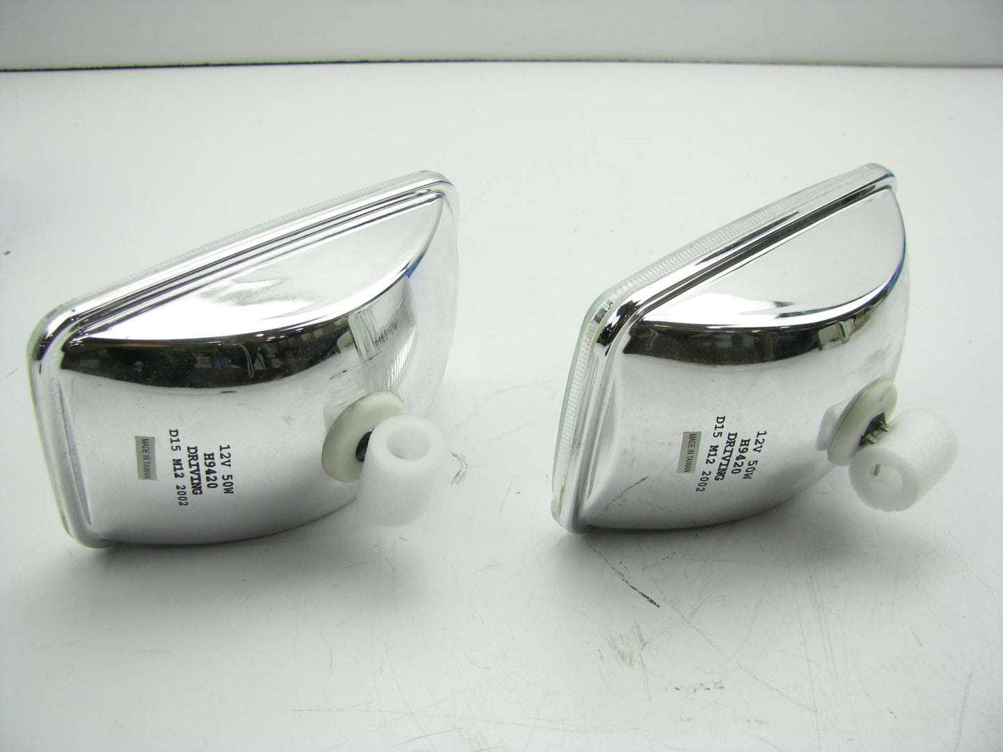 (2) Wagner H-9420 Rectangular Halogen Selaed Beam Lamp Light Bulbs 12.8V 50W