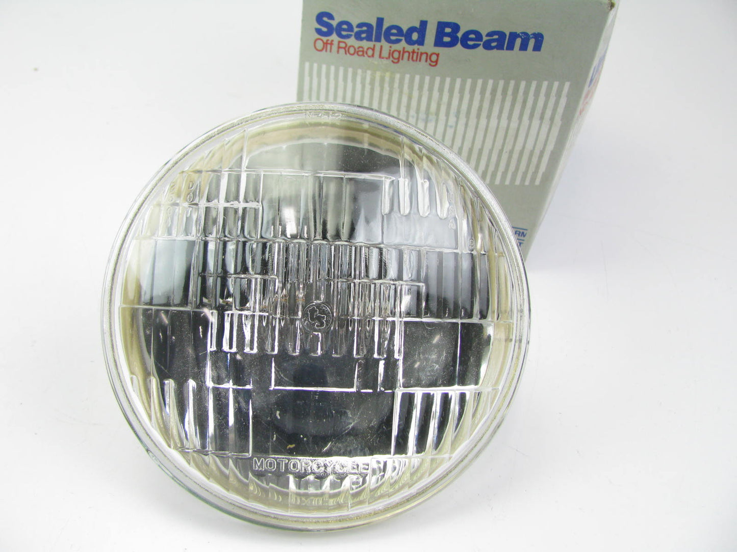 Wagner H4467 Sealed Beam Headlamp Headlight Bulb PAR46 5-3/4'' 12V 35W