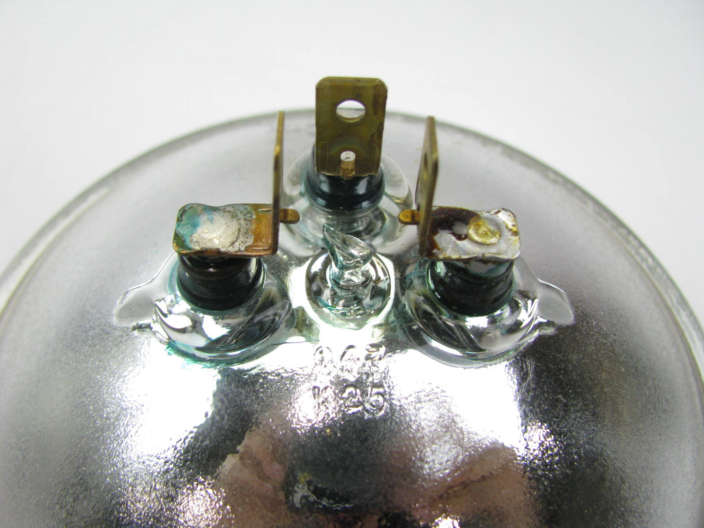 Wagner H4467 Sealed Beam Headlamp Headlight Bulb PAR46 5-3/4'' 12V 35W