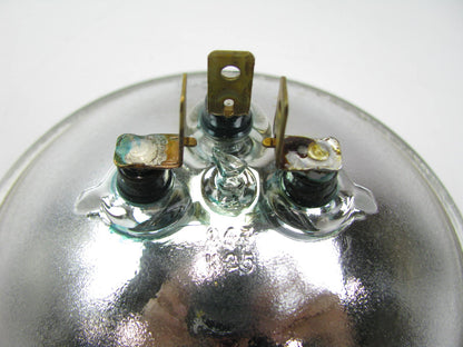 Wagner H4467 Sealed Beam Headlamp Headlight Bulb PAR46 5-3/4'' 12V 35W