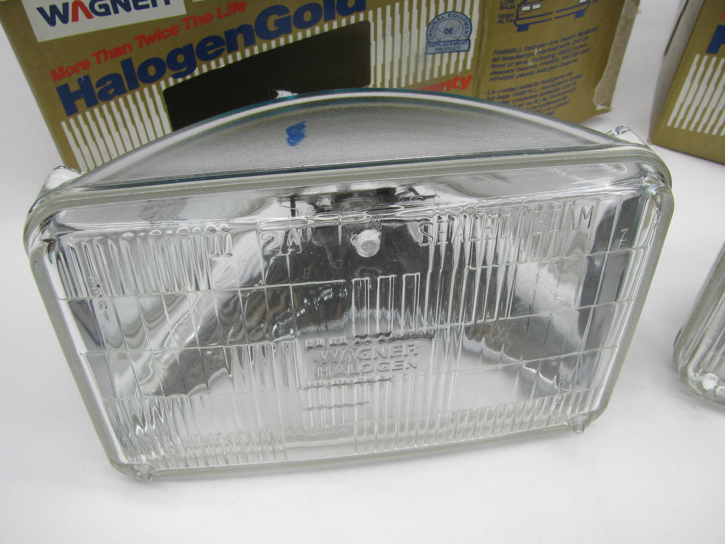 (2) Wagner H4656LL Long Life Sealed Beam Headlamp Headlight Light Lamp Bulb