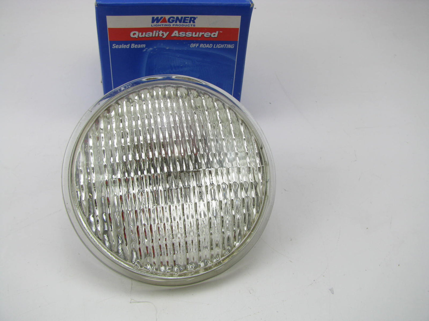 Wagner H7614 Sealed Beam PAR36 4-1/2'' Diameter Halogen Bulb 12V