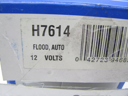 Wagner H7614 Sealed Beam PAR36 4-1/2'' Diameter Halogen Bulb 12V