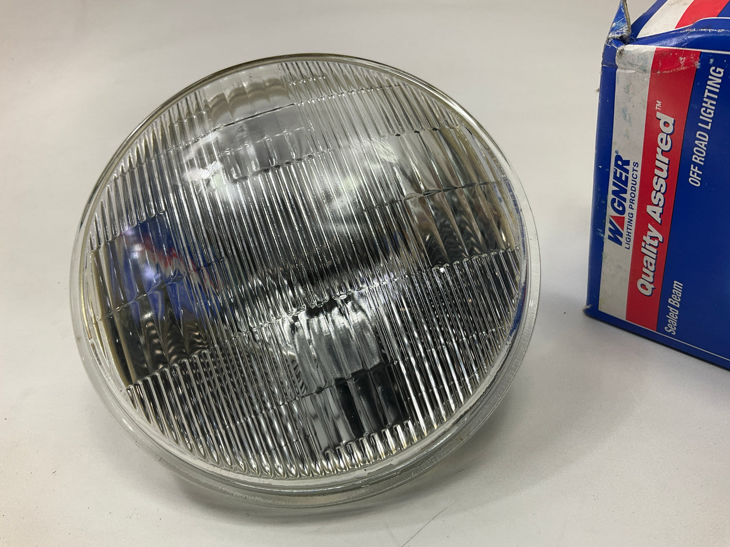Wagner H7621 Sealed Beam Lamp Light Bulb 12V 50W