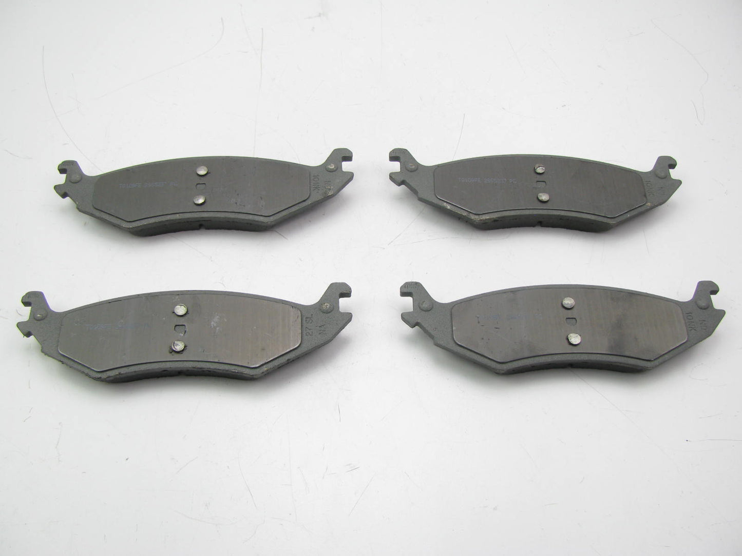 Wagner MX1046 Rear Disc Brake Pads For 2004-2007 Ford E-150