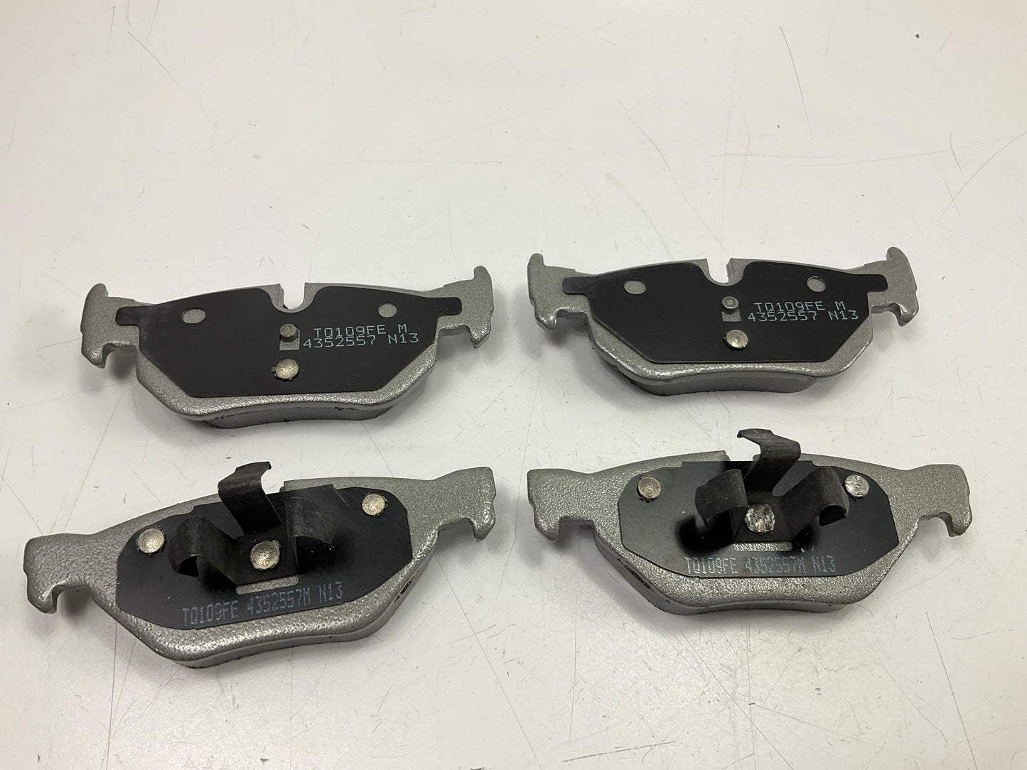 MISSING HARDWARE - Wagner MX1171 Rear Disc Brake Pads