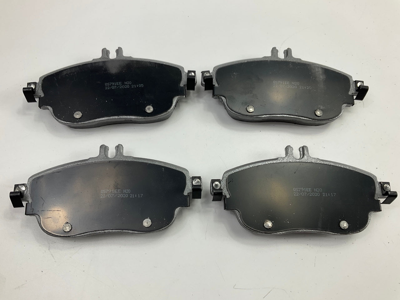 Wagner MX1694 Front Semi-Metallic Disc Brake Pads