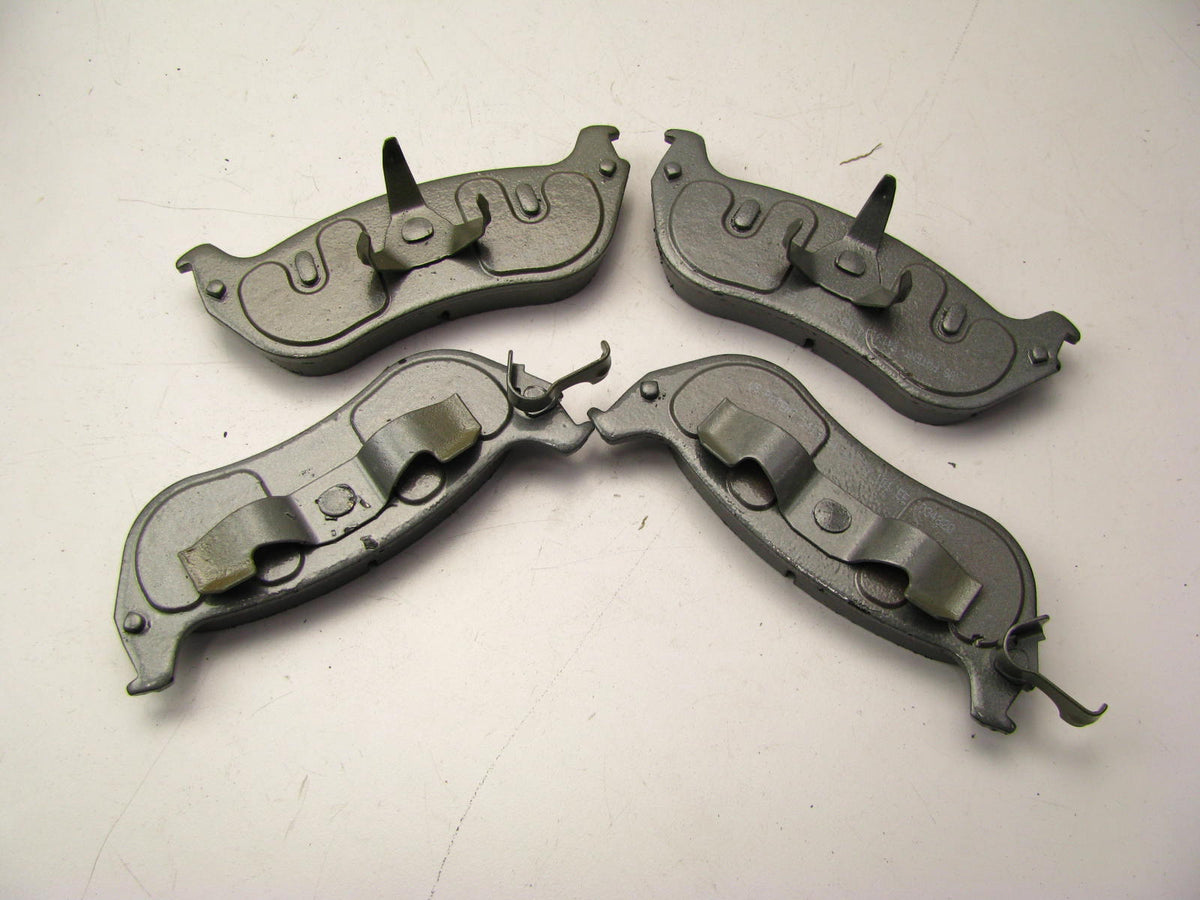 Wagner MX674 Front Disc Brake Pad Set - Semi-Metallic