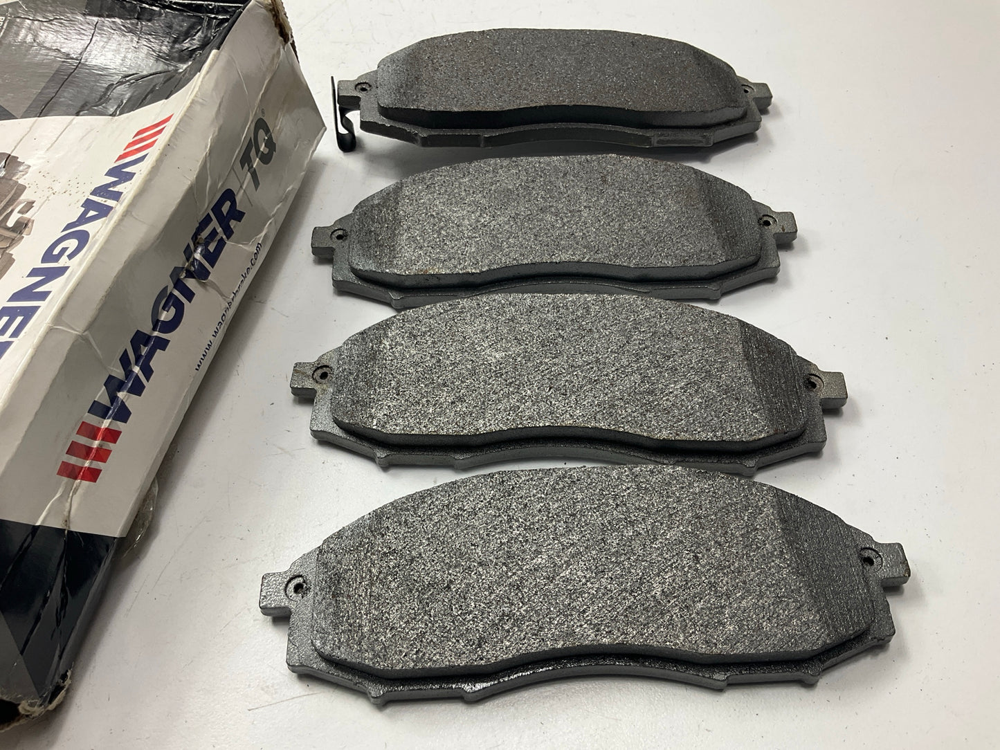 NO HARDWARE - Wagner MX830A Front ThermoQuiet Disc Brake Pads