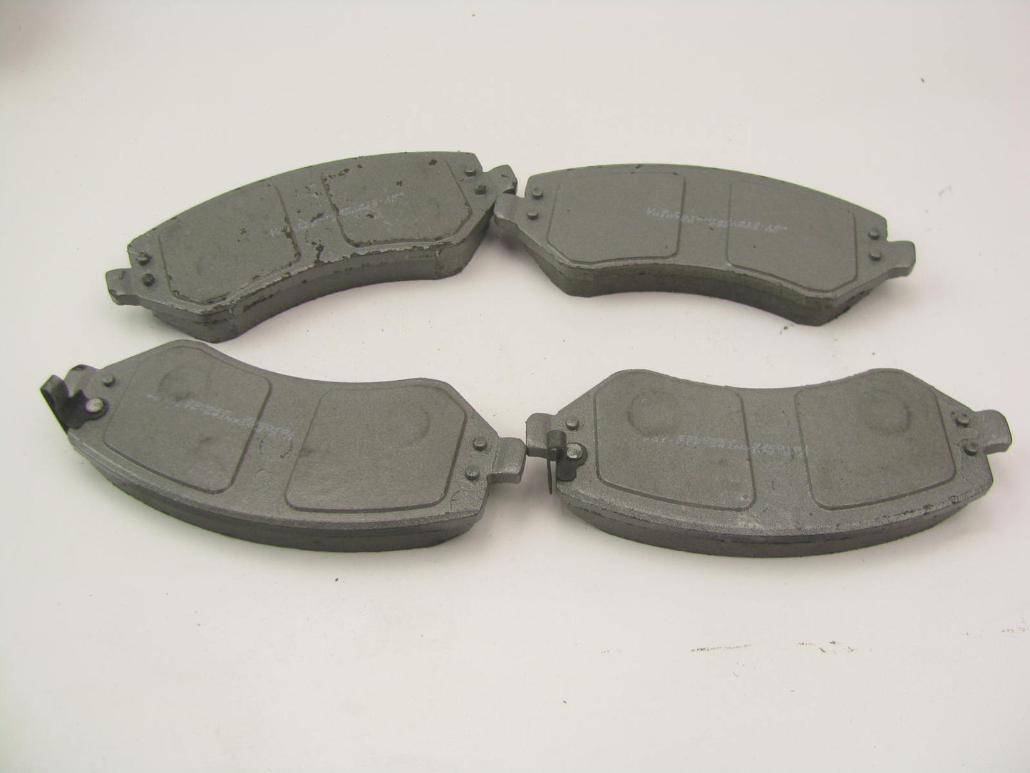 Wagner MX856 Front Disc Brake Pad Set - Semi-metallic