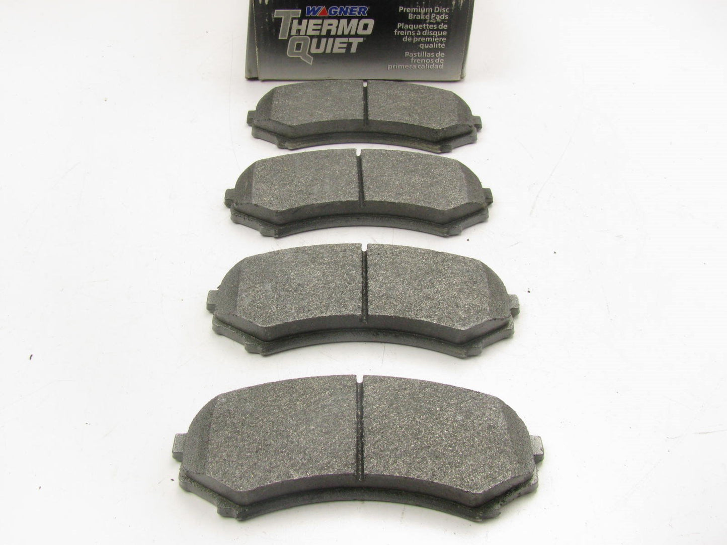 Wagner MX867 FRONT Semi-Metallic ThermoQuiet Brake Pads 01-06 Mitsubishi Montero