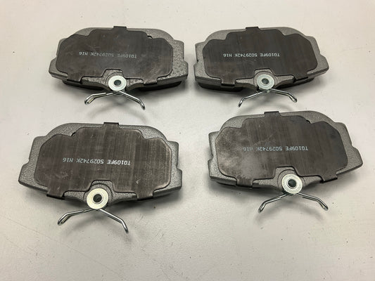 Wagner MX877A Rear Disc Brake Pads For 00-03 Volkswagen Eurovan MISSING HARDWARE