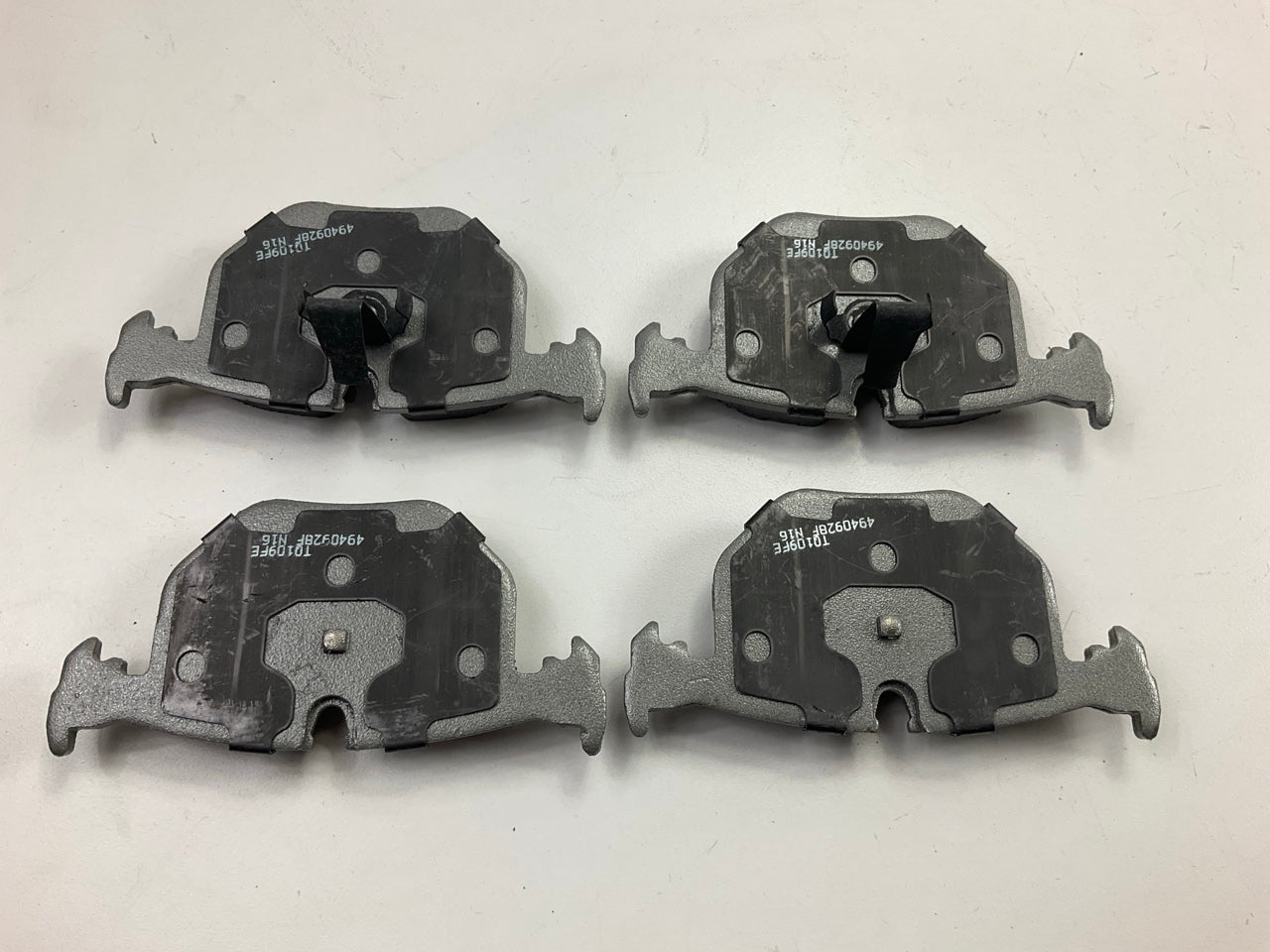 Wagner MX946A Front Semi-Metallic Disc Brake Pads