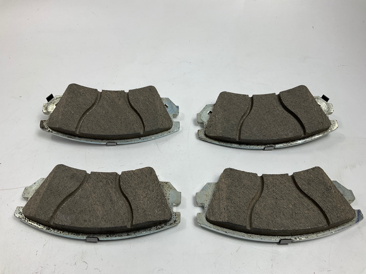 MISSING HARDWARE - Wagner OEX1404 Front Ceramic Disc Brake Pads
